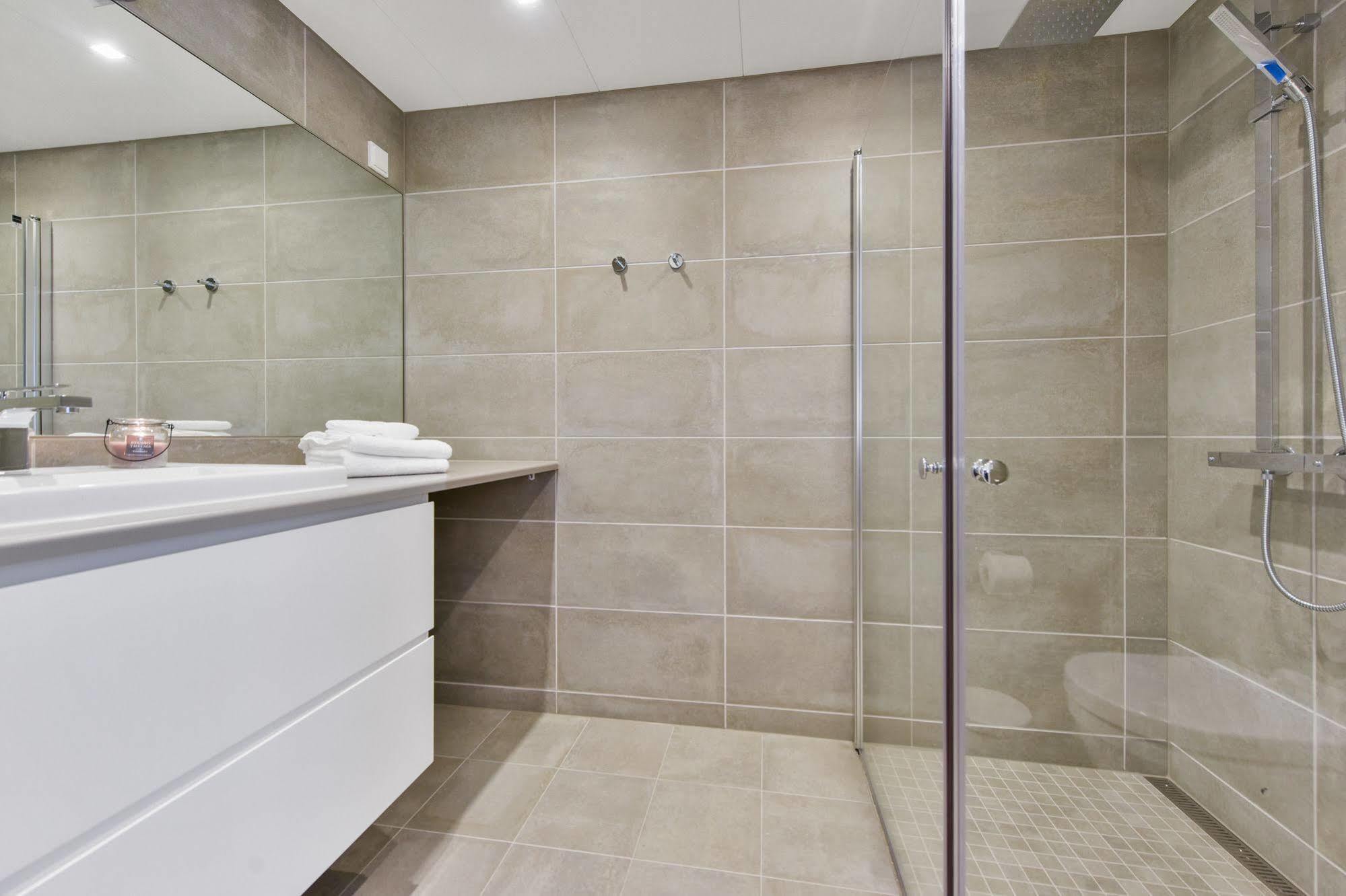 Forenom Serviced Apartments Oslo Majorstuen Bagian luar foto